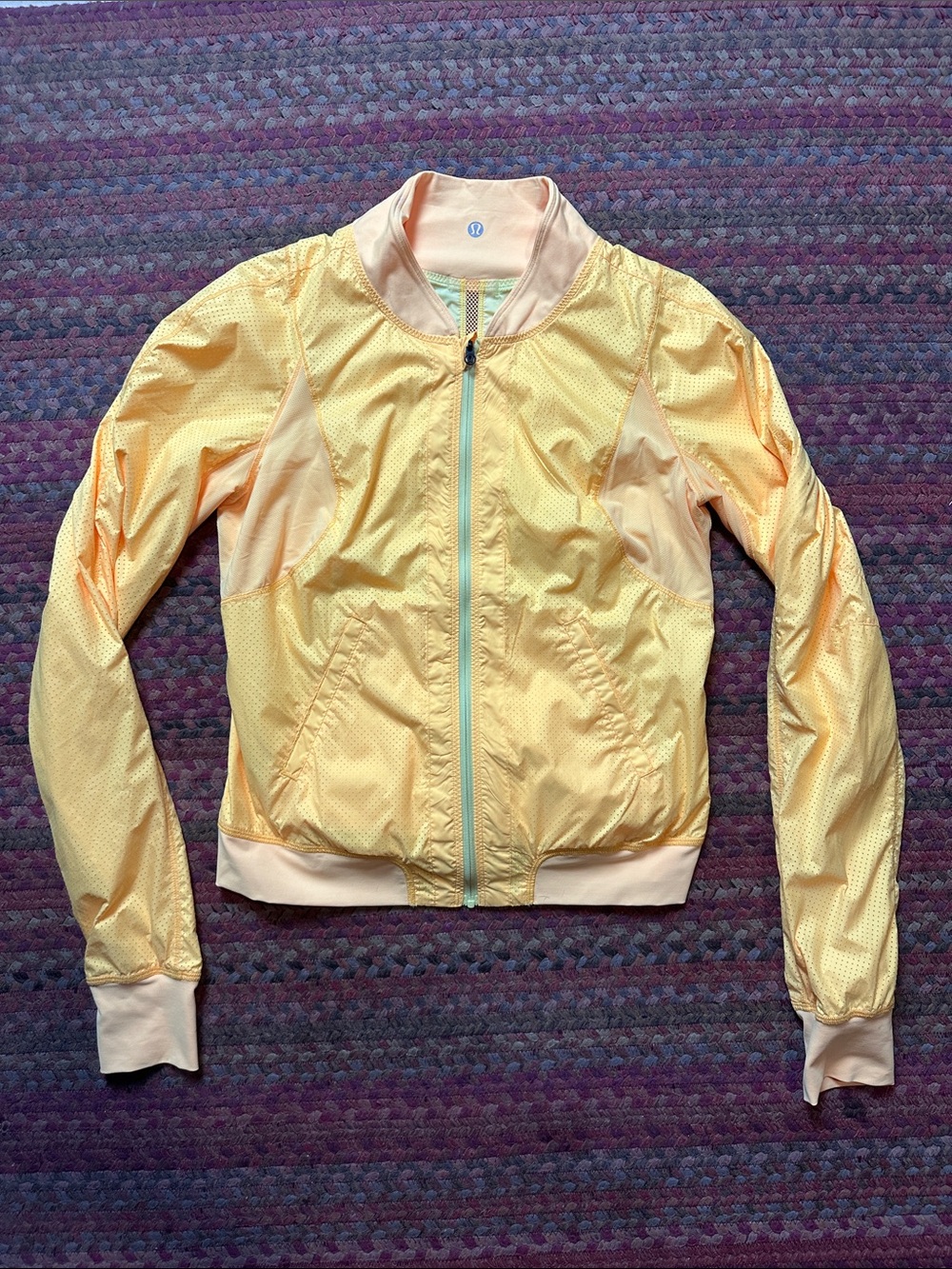 VTG LULULEMON REVERSIBLE Yellow Bomber Jacket MESH
